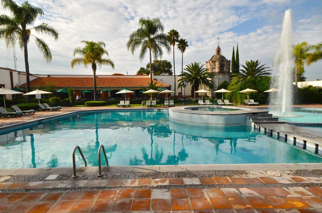 Hotel Mision Grand Juriquilla Exterior foto